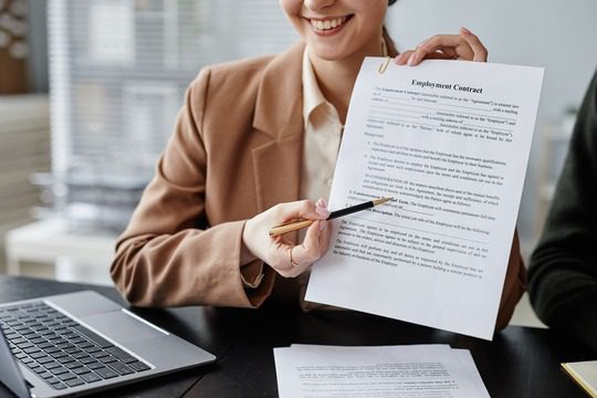 Gestoría contrato de trabajo